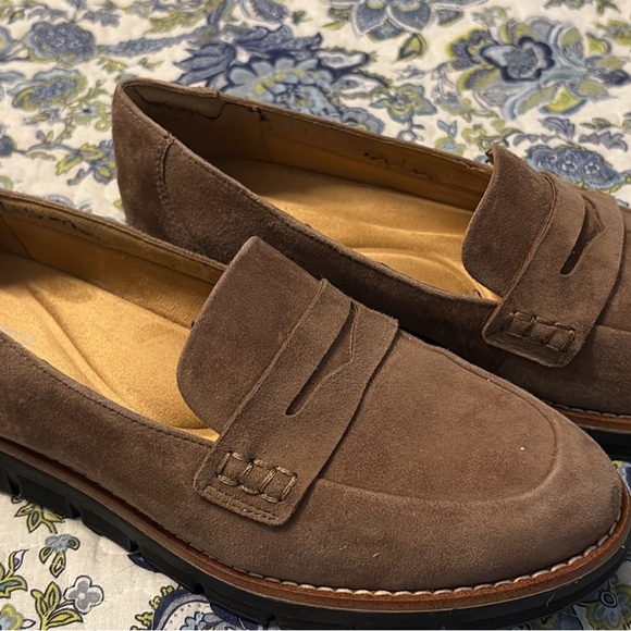 Easy Spirit Shoes - Easy Spirit Brown Suede Women's Loafers